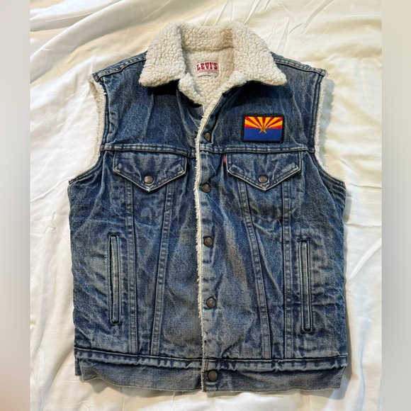 Levi’s Vintage 80s serpa trucker vest - Picture 1 of 12